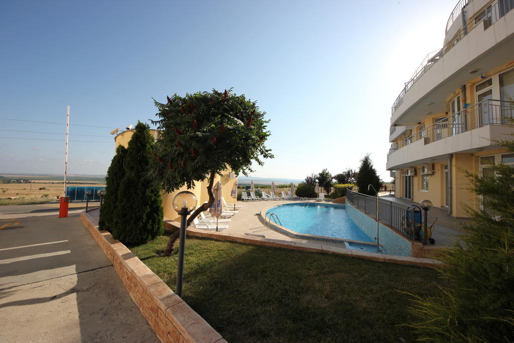 Menada Sunset Kosharitsa Apartments Exterior photo