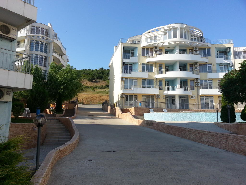 Menada Sunset Kosharitsa Apartments Exterior photo